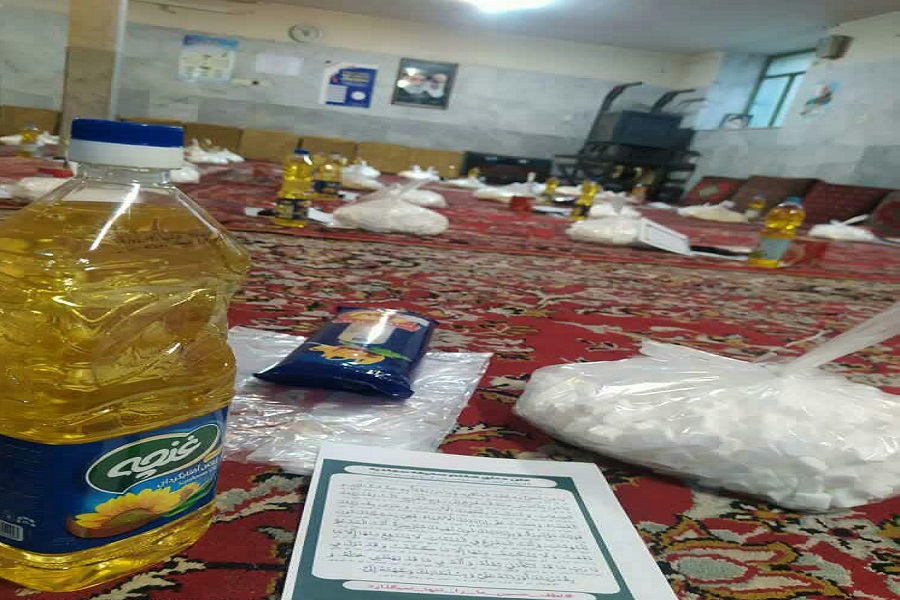 عکس| ضدعفونی کردن معابر و درب منازل از سوی پایگاه شهید آوینی همدان