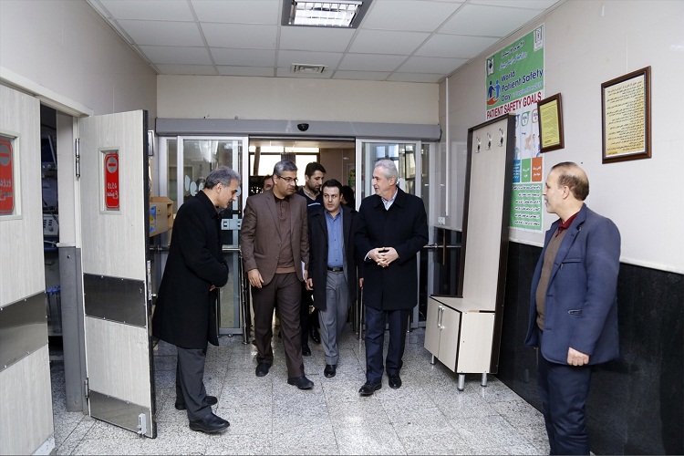 استاندار آذربایجان&zwnj;شرقی به صورت سرزده از سه بیمارستان شهر تبریز بازدید کرد