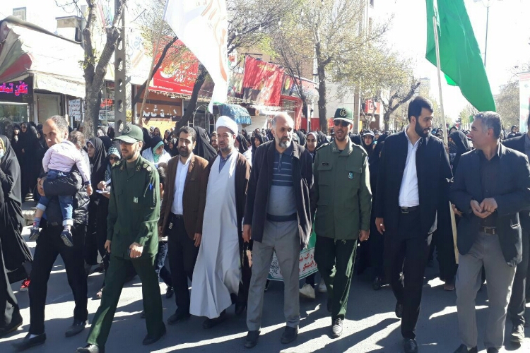 همایش پیاده&zwnj;روی ۵۰ هزار نفری نسل ظهور در همدان برگزار شد