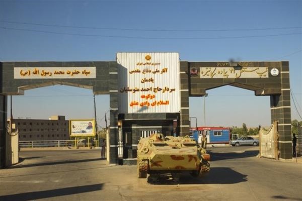 حاج احمد متوسلیان و لوتی&zwnj;های پادگان دوکوهه