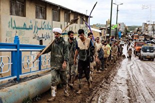 پویش خادمیاران آستان قدس رضوی برای کمک به سیل‌زدگان