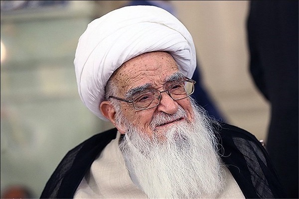 مساجد از مردمی بودن به تشکیلاتی شدن تغییر نکند