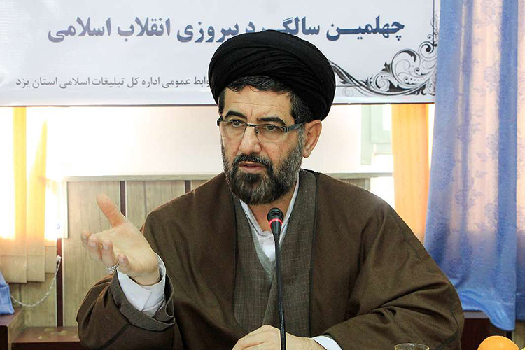 بیانیه گام دوم انقلاب در جامعه تبیین شود