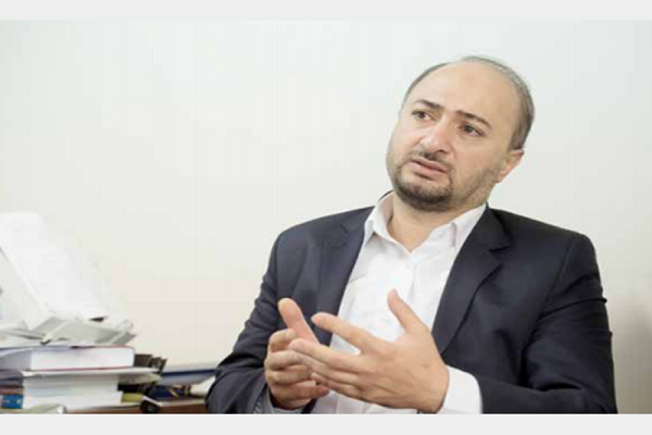 بدون شک سلطان ارز و سکه طبعات پول مفت نفت بودند