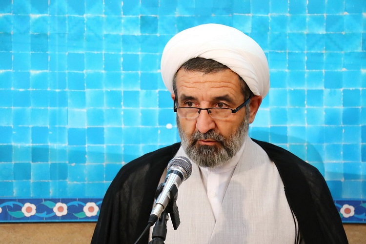 استاد مطهری هرگز به بهانه آزاداندیشی به ورطه اهانت به دیگران نیفتاد