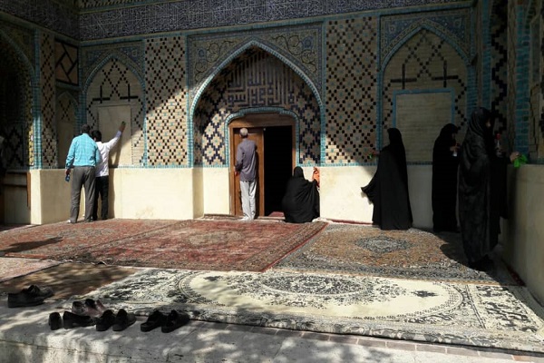 2094 مسجد سنندج غبارروبی و عطرافشانی شد
