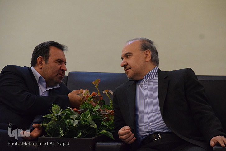 بازدید وزیر ورزش و جوانان از مناطق سیل&zwnj;زده پلدختر