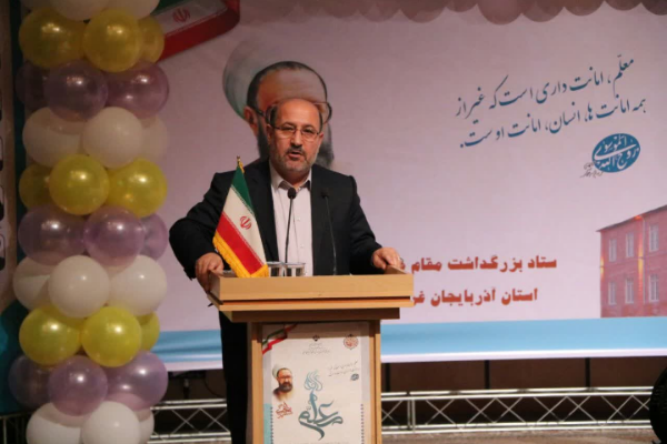 معلمان، نگرش فکری جوانان را تغییر می&zwnj;دهند