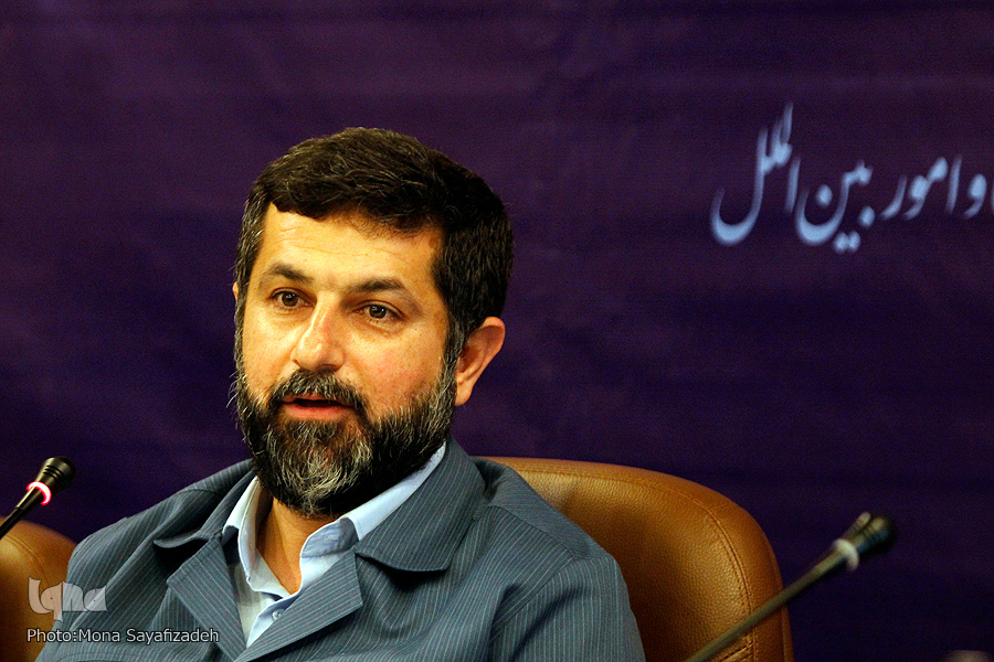حضور و مشارکت نیروهای مردمی در شکلگیری برنامههای دفاع مقدس حضور و مشارکت نیروهای مردمی در شکلگیری برنامههای دفاع مقدس
