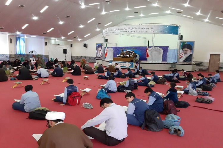 برگزاری محفل جزءخوانی قرآن کریم در نهاوند