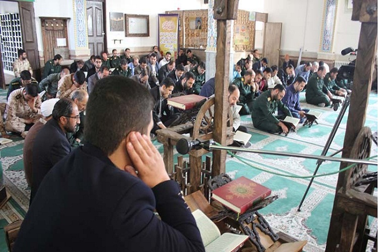 برگزاری محفل انس با قرآن در مراغه