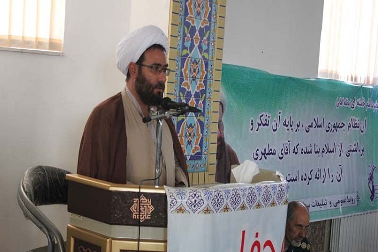 برگزاری محفل انس با قرآن در مراغه