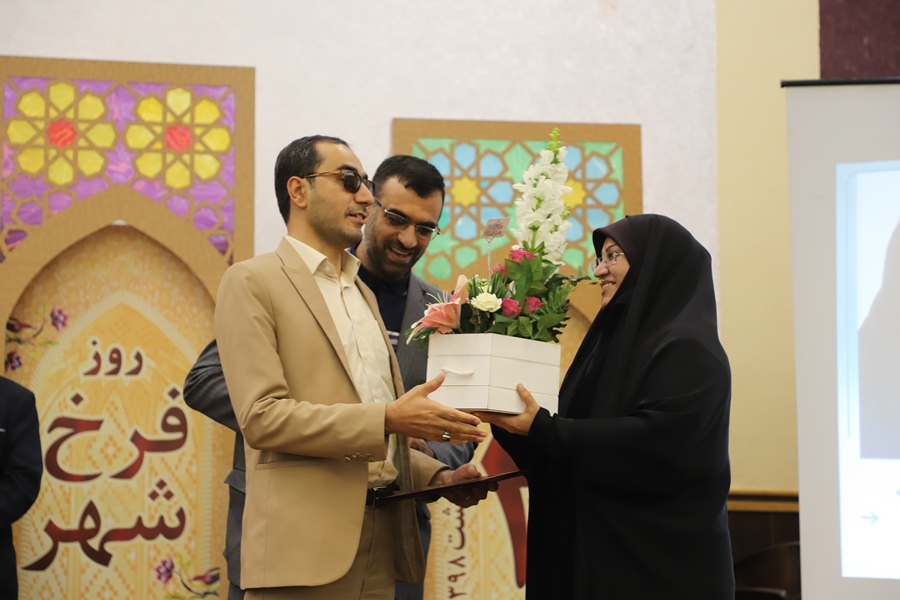 تجلیل از 30 چهره قرآنی فرخشهر