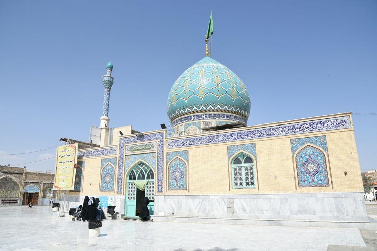افطاری 240 هزار نفر در حرم امامزاده سید علی(ع)