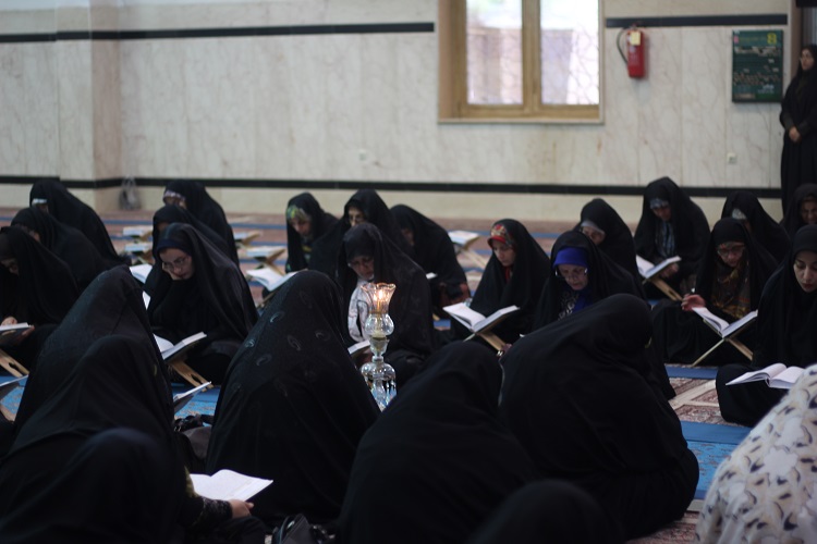 مراسم جمعخوانی قرآن در حسینیه اعظم زنجان به روایت تصویر مراسم جمعخوانی قرآن در حسینیه اعظم زنجان به روایت تصویر