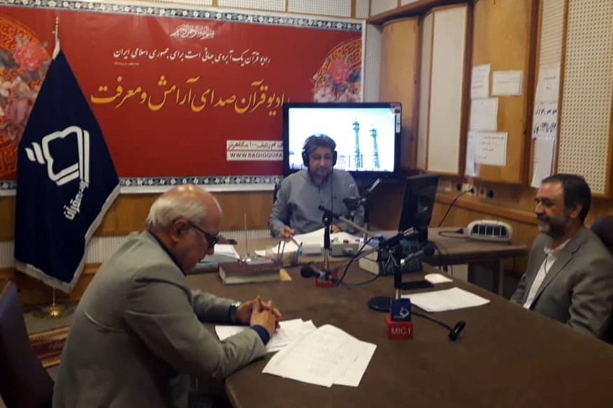 تحلیل 2 پیشکسوت قرآنی از بیانات اخیر رهبر انقلاب/ قاریان اگر می‌خواهند قرآنی بمانند، معلم شوند