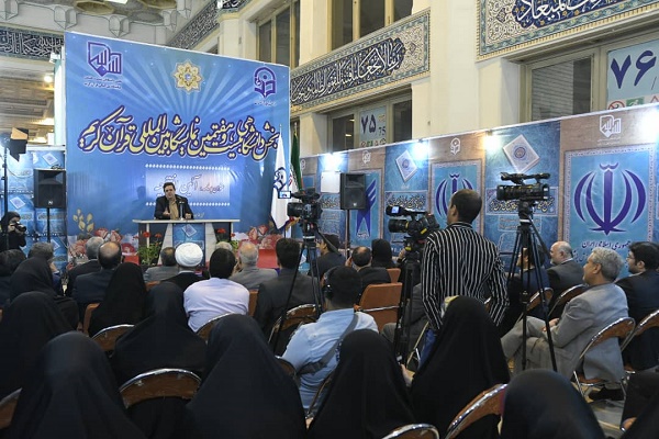 بسنده کردن به تلاوت قرآن، وافی به مقصود نیست