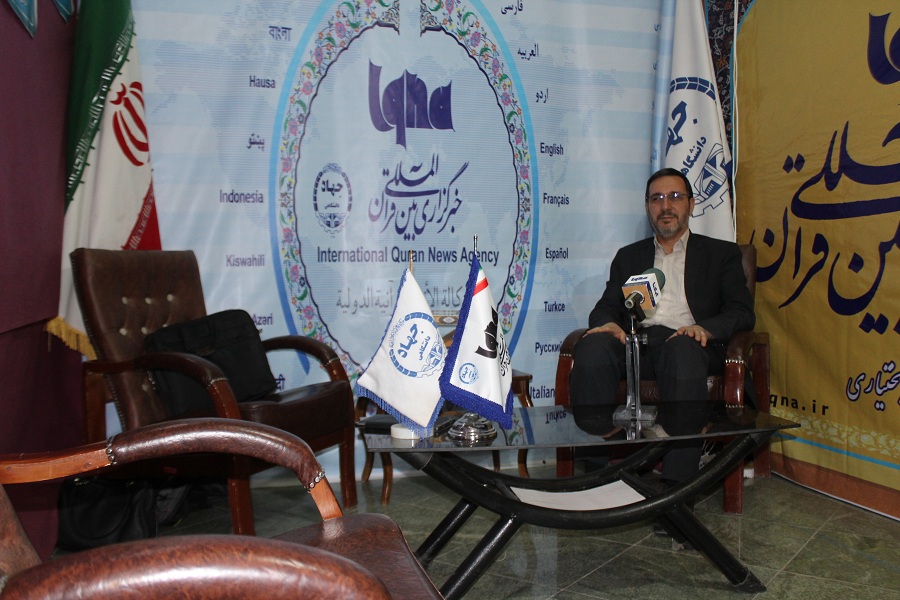دارالقرآن فرخشهر غرفه فعال نمایشگاه بزرگ قرآن چهارمحال وبختیاری