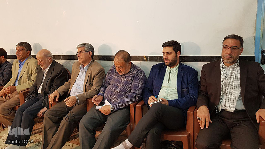 برگزاری جلسه تفسیر سوره احزاب در خرم&lrm;آباد + عکس