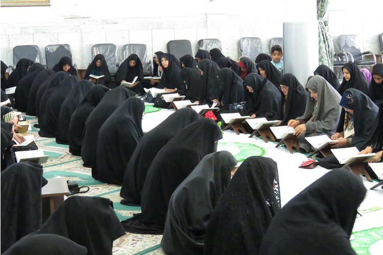 تصاویری از محافل جزء خوانی قرآن در زاهدان