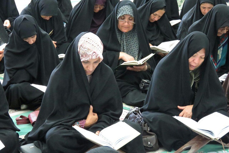 تصاویری از محافل جزء خوانی قرآن در زاهدان