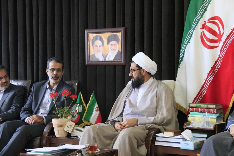 جامعه نیازمند حضور بیشتر اساتید و صاحب&zwnj;نظران دانشگاهی است