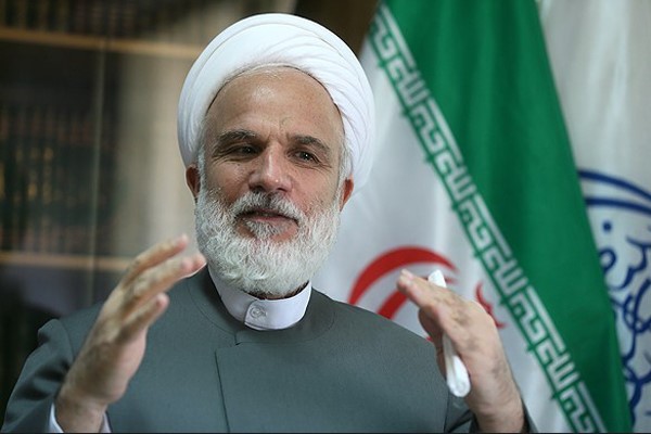 ملت‌ها به برکت اندیشمندان خود بزرگ می‌شوند