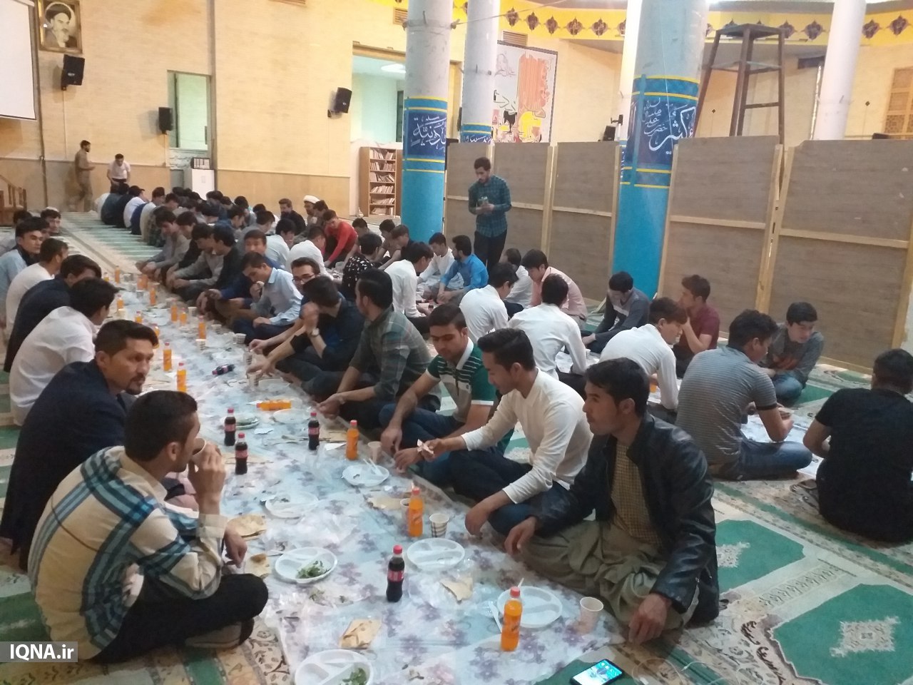 ضیافت افطاری دانشگاه حکیم سبزواری برای دانشجویان افغانستانی