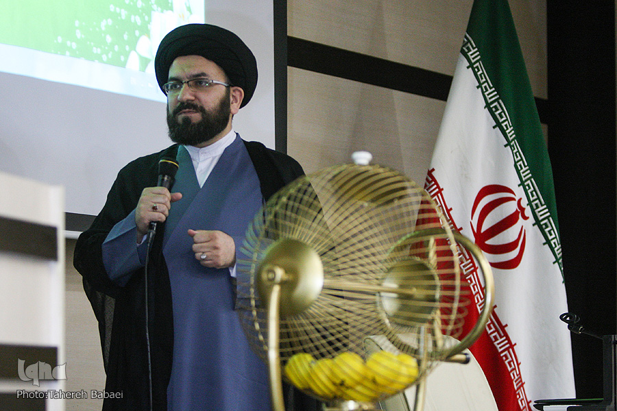 برگزاری قرعه‌کشی 3 هزار و 500 نفر برترین‌های آزمون سراسری حفظ و مفاهیم قرآن + عکس