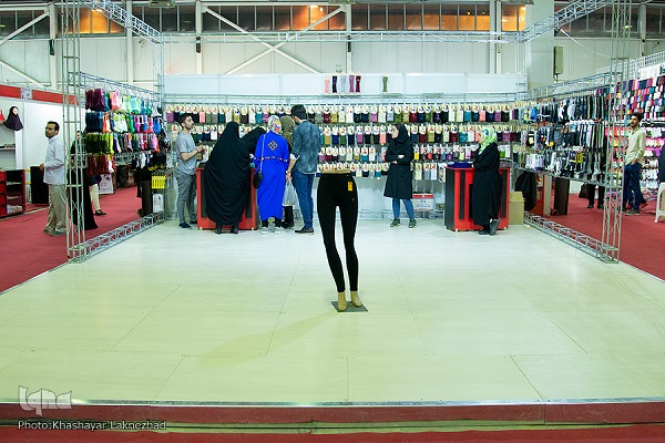 به نام قرآن، به کام بازار