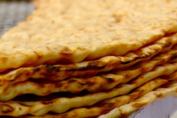 ارسال ۲۰ هزار قرص نان به مناطق سیلزده «سیمرغ» و «آققلا» ارسال ۲۰ هزار قرص نان به مناطق سیلزده «سیمرغ» و «آققلا»