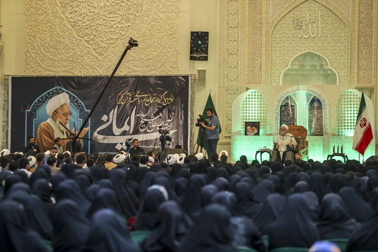نخستین سالگرد ارتحال آیت‌الله ایمانی در شیراز برگزار شد
