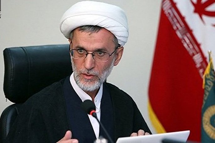 معنویت سکولار سطح وجودی انسان را به شادابی دنیوی تنزل می&zwnj;دهد