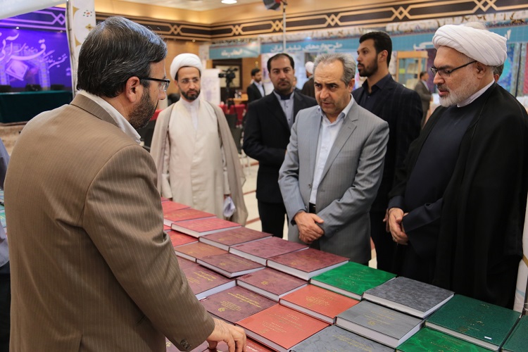 همگرایی میان نمایشگاه&zwnj;های قرآن قم ایجاد شود