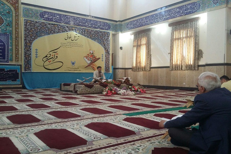 محفل انس با قرآن در دانشگاه آزاد اسلامی تبریز برگزار شد
