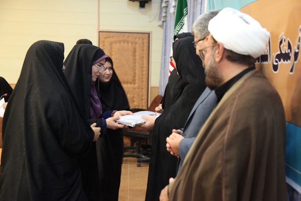 بانوان شاغل جهاددانشگاهی اردبیل رتبه برتر مسابقه &laquo;خطبه فدکیه&raquo; را کسب کردند