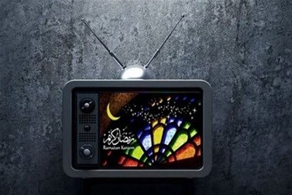 پیگیری ایکنا در پخش زنده &laquo;ویژه برنامه افطار&raquo; از محل نمایشگاه قرآن