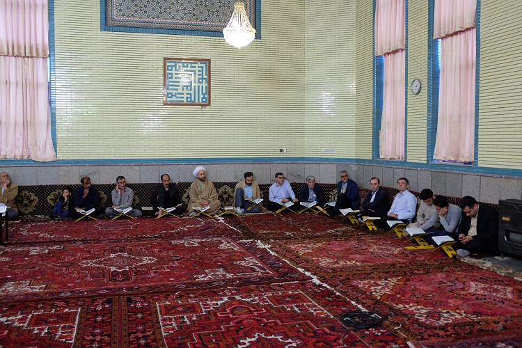 برگزاری جلسه تفسیر قرآن مدیران اجرایی آذربایجان&zwnj;شرقی