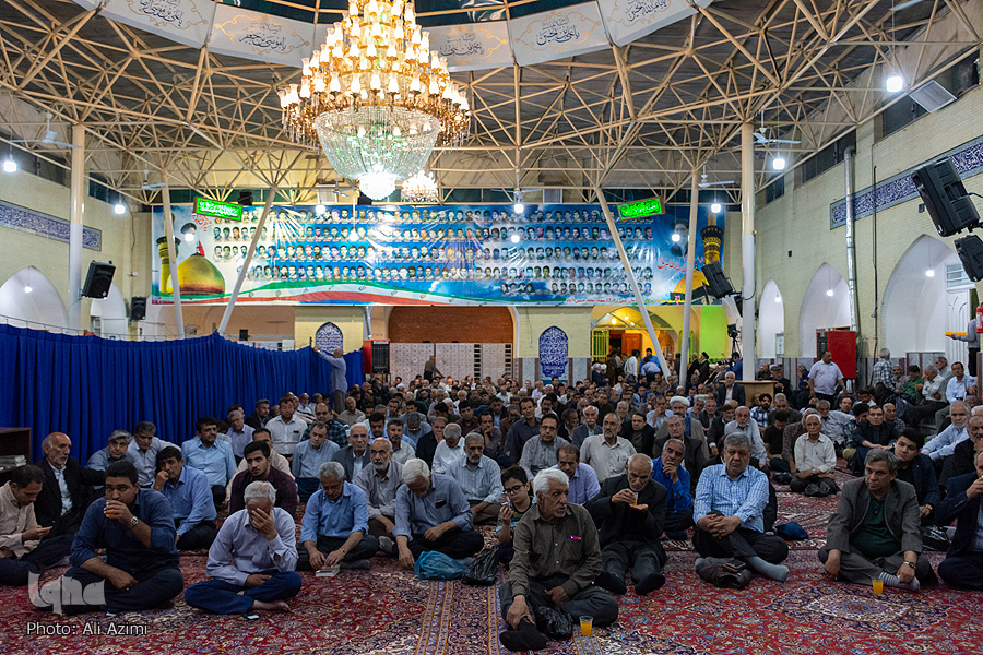 عالِمان بی&zwnj;تفاوت، جامعه را متلاشی می&zwnj;کنند