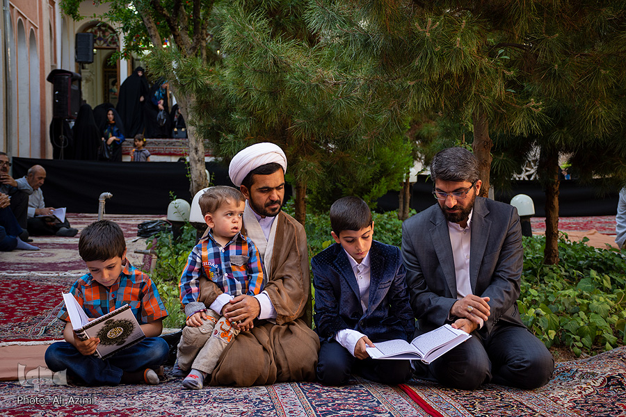 کرسی تلاوت و محفل بزرگ قرآنی یادمان حضرت امام خمینی(ره)