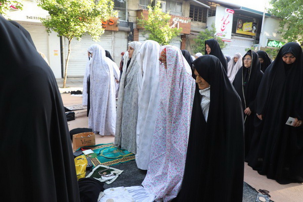 اقامه نماز عید سعید  فطر در ساری در قاب تصویر