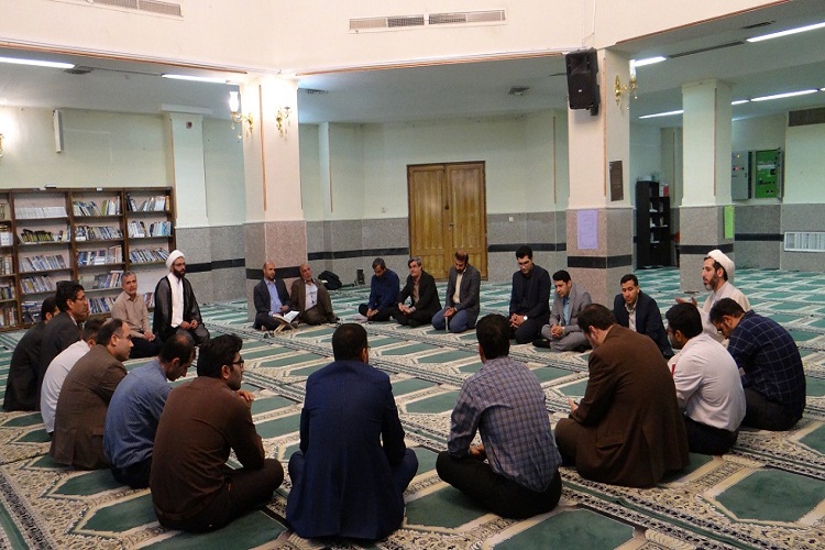 هیئت قرآن و عترت اساتید دانشگاه لرستان تشکیل شد
