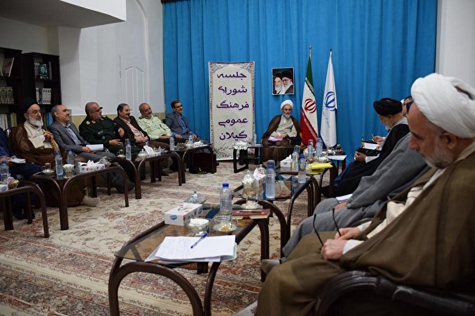 برخورد دلسوزانه با بدحجابی و بی‌حجابی صورت گیرد