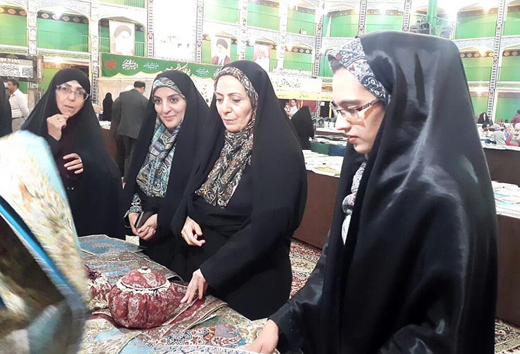 غرفه موسسه نورالسماء در نمایشگاه علوم قرآنی یزد