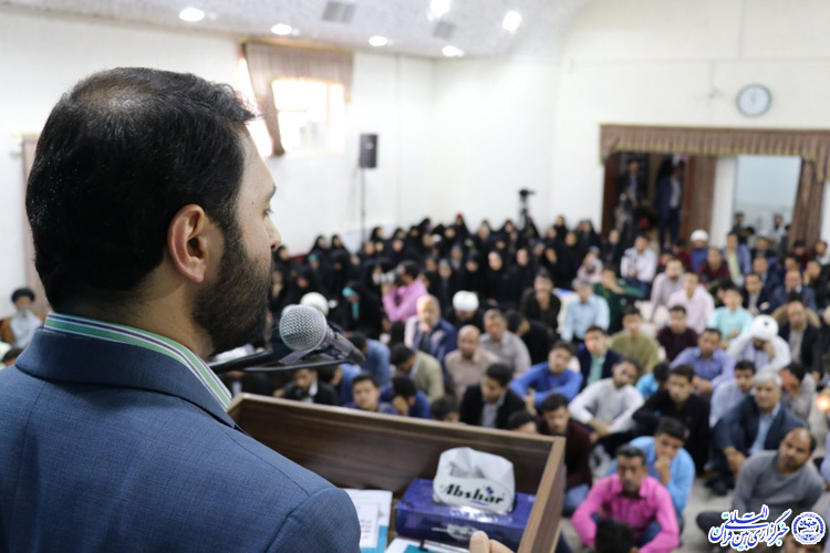 دیدار فعالان فضای مجازی خراسان‌جنوبی با آیت‌الله عبادی