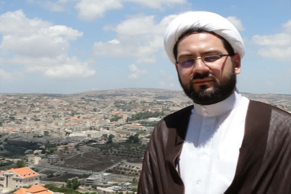 سطح متون آموزشی جدید علت کاهش عمق علمی طلاب حوزه