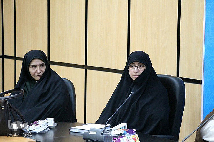 نشست بانوان فرهیخته لرستان برگزار شد نشست بانوان فرهیخته لرستان برگزار شد