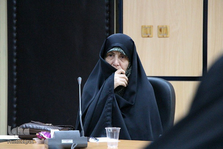 نشست بانوان فرهیخته لرستان برگزار شد نشست بانوان فرهیخته لرستان برگزار شد