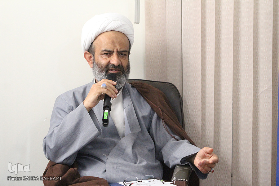 سیستم قضایی با اقداماتی که ارزش‌های دینی و انقلابی را تهدید می‌کند با جدیت برخورد کند