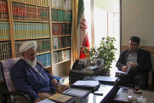 جوانان را به سمت تفکر و خدامحوری سوق دهید